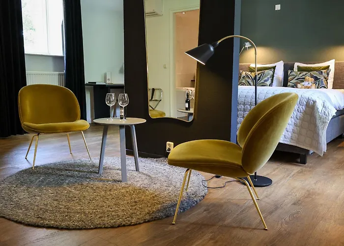 Kasteeltje Hattem Hotel 4*